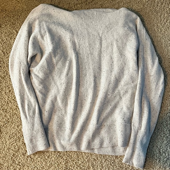 Soft Sweater - Picture 5 of 5